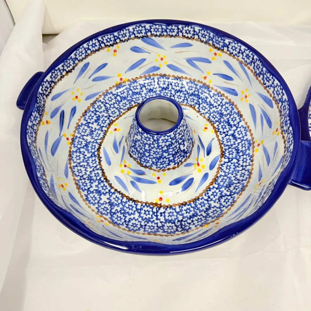 Temp-tations Old World Blue Bundt Cake Pan and Serving Tray Set  *flaw*see pics